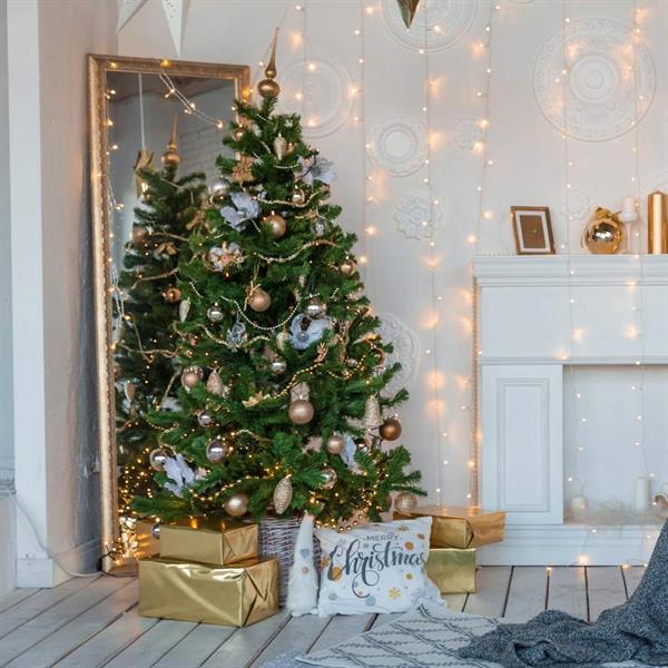 Albero di Natale artificiale extra large da 270 cm