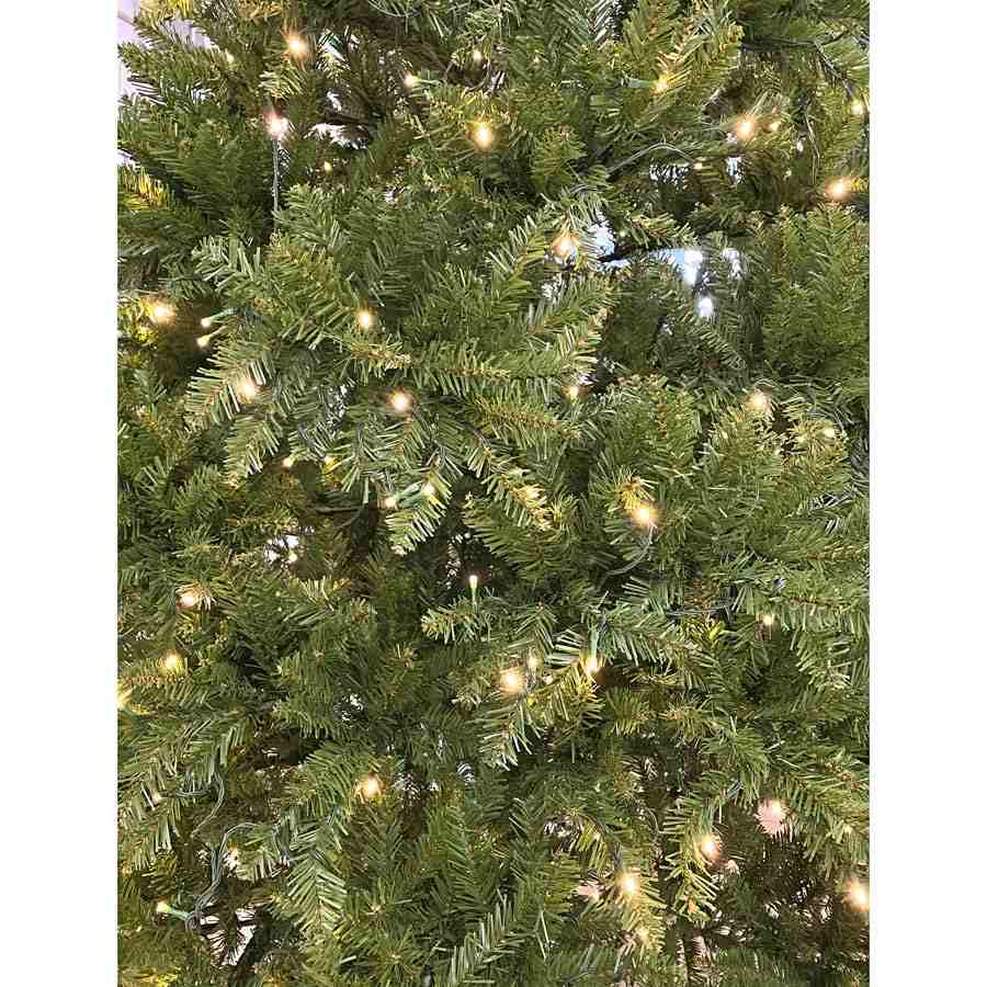 Albero di Natale Abete con luci a Led da 240 cm