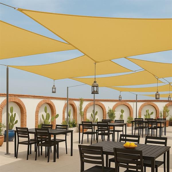 Vela parasole 4x4m beige in HDPE anti-UV con anelli acciaio