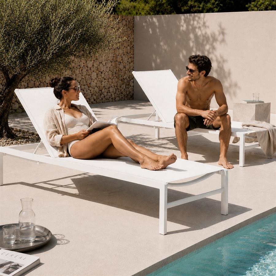 Lettino da giardino in alluminio bianco con schienale reclinabile - Chiara