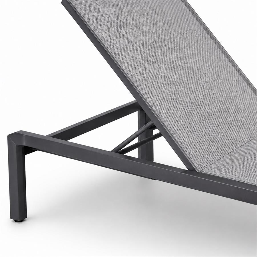 Lettino da esterno in alluminio grigio con schienale reclinabile 195x78x32/90 cm - Chiara