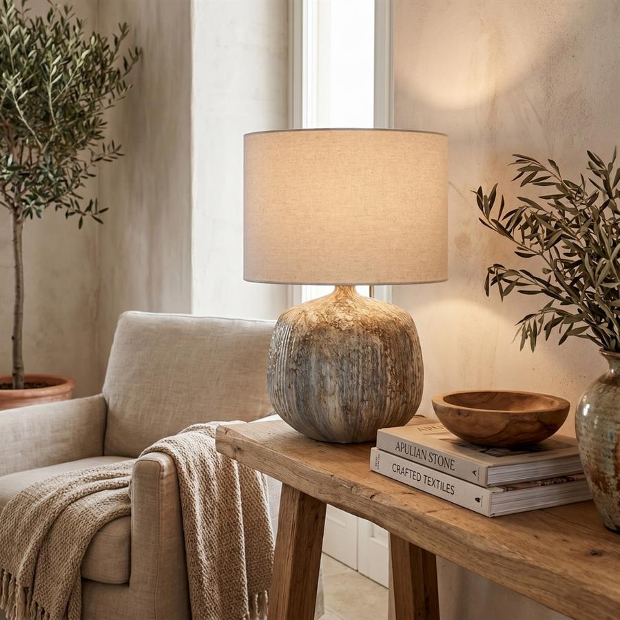 Lampada da tavolo in ceramica effetto roccia con paralume beige 38x38x51,5 cm - Materic