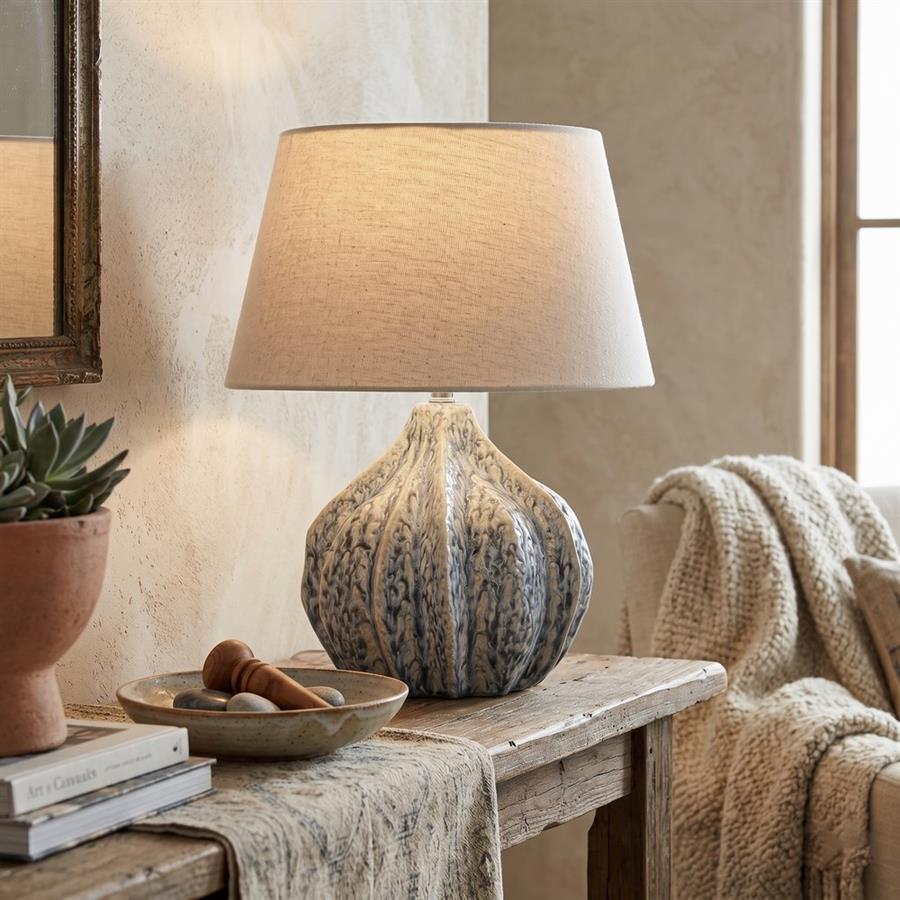 Lampada da tavolo in ceramica effetto marino con paralume beige 29x29x37,5 cm - Tropea