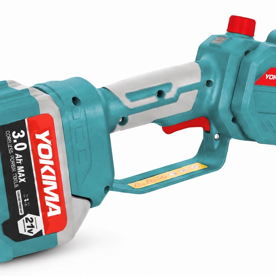 Sega da potatura a batteria 21V brushless con 2 batterie 3Ah