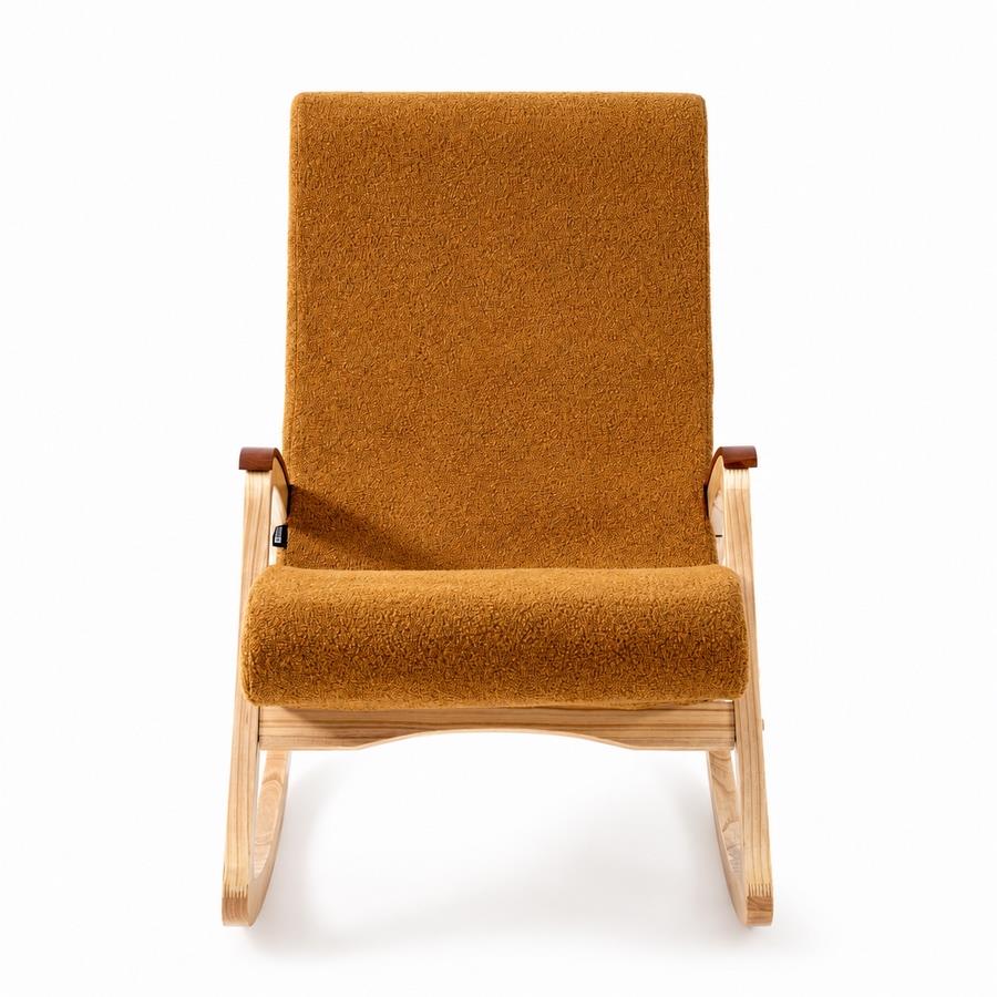 Sedia a dondolo in bouclé ocra con gambe in frassino 63x110x95 cm - Sini
