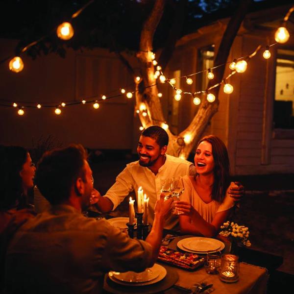Catenaria di lampadine da esterno White 7,5m per 15 bulbi